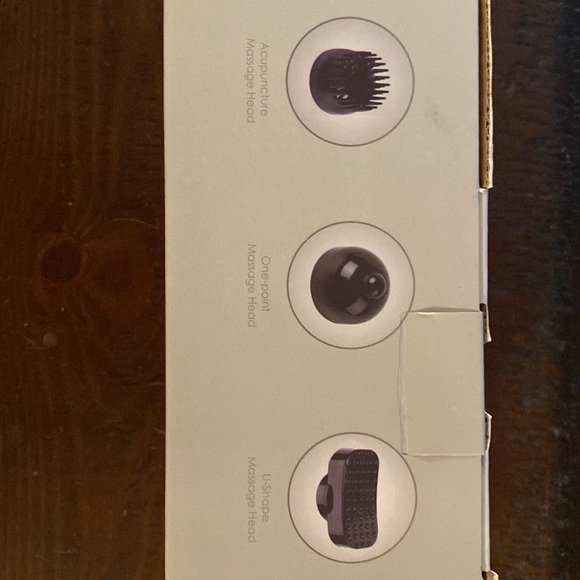 MOICO Multifunction Handheld percussion Massager with six different attachments - Picture 8 of 8